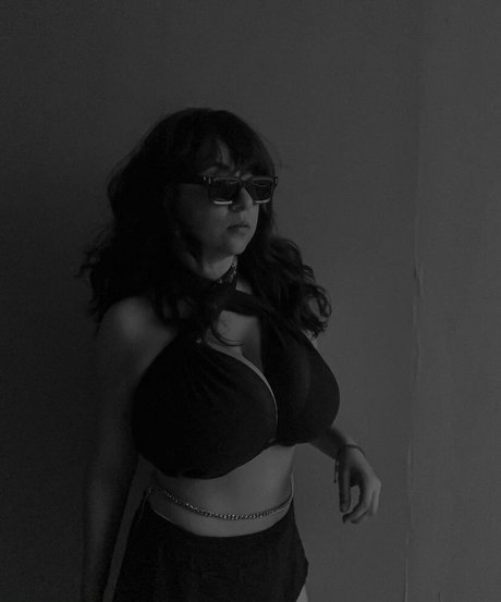 kitty wife onlyfans nude pic