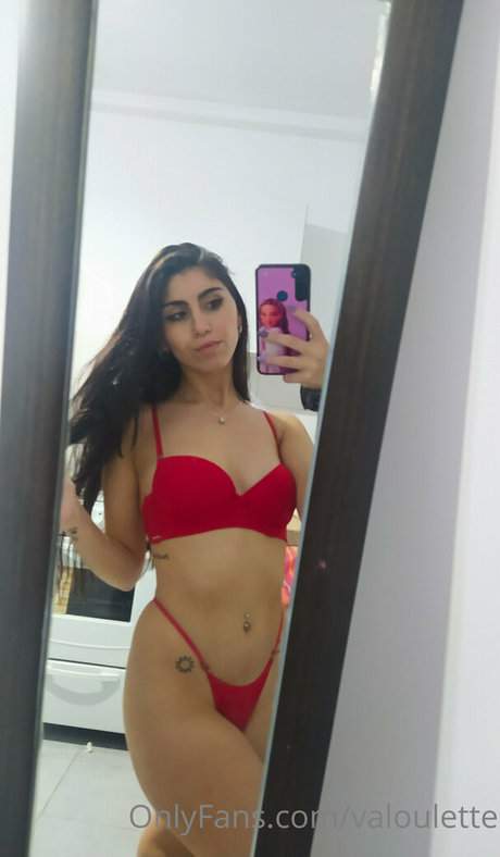 valoulette nude actress images