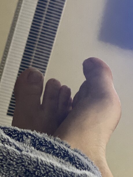 blonde shemale onlyfans porno pic