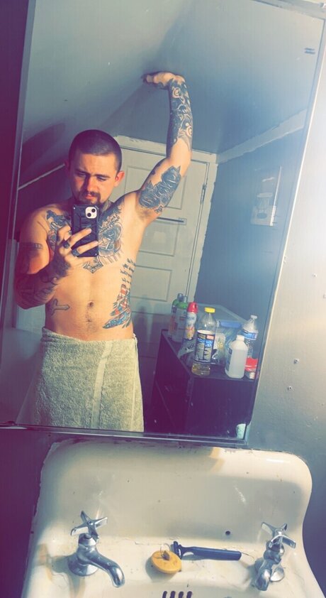 Tatted daddy pornstar xxx archive