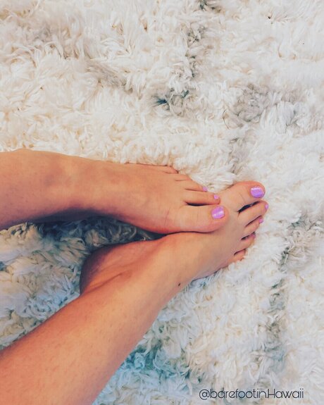 Barefoot in Hawaii pornstar beautiful pics