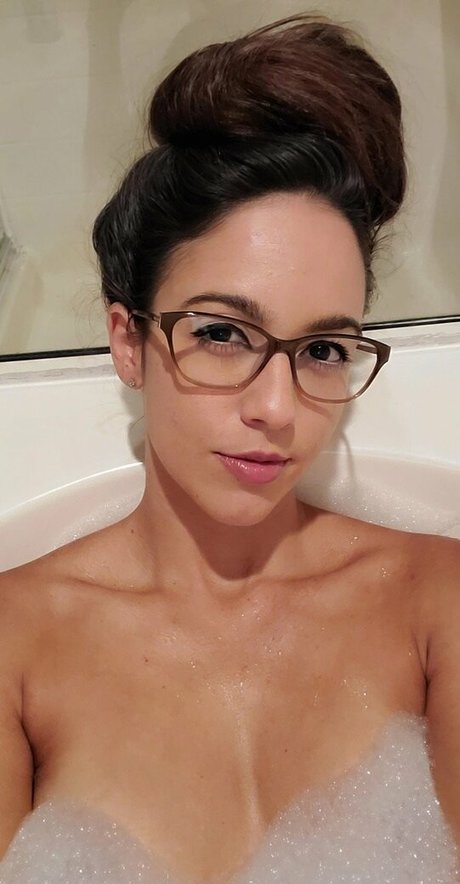 Arianna Marie exclusive star picture