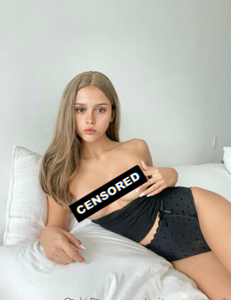 ariana greene model pornographic pictures