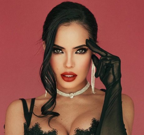 Mariell Andreina exclusive star image