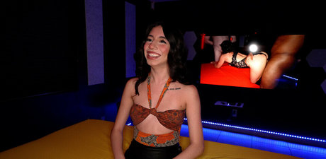 Camila Cream xxx star photo