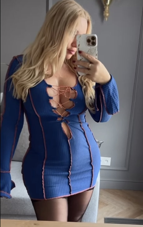 naked asian onlyfans best photos