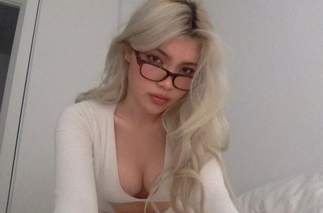 no panties onlyfans naked pics