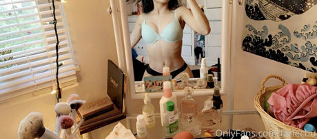 Jadamichy pornstar hd pictures