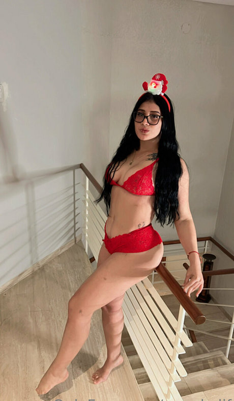 annykalif adult star picture