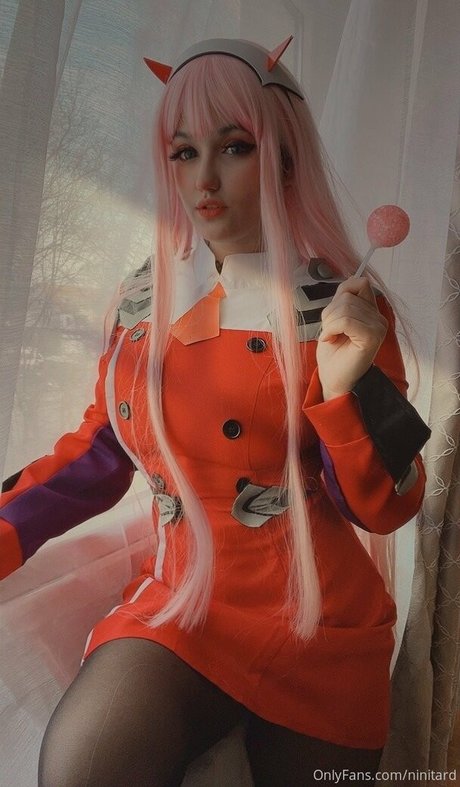 Niniitard xxx actress pics