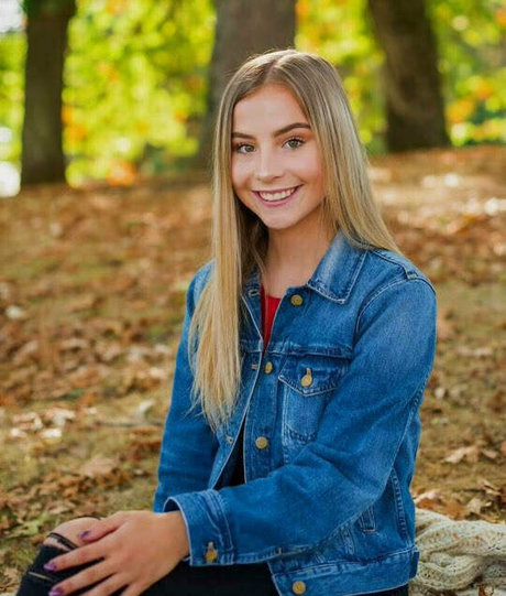 nerdyhayley69 pornstar art pic