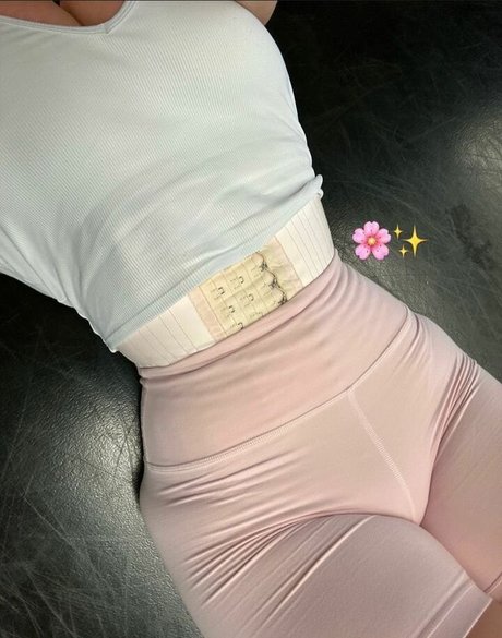 curly redhead onlyfans hd pic