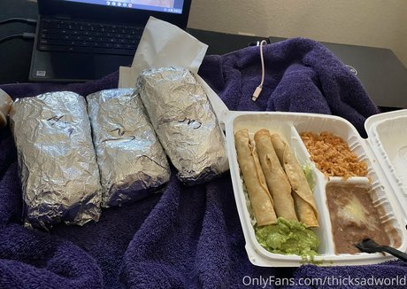 thicksadworld pornstar nude archive