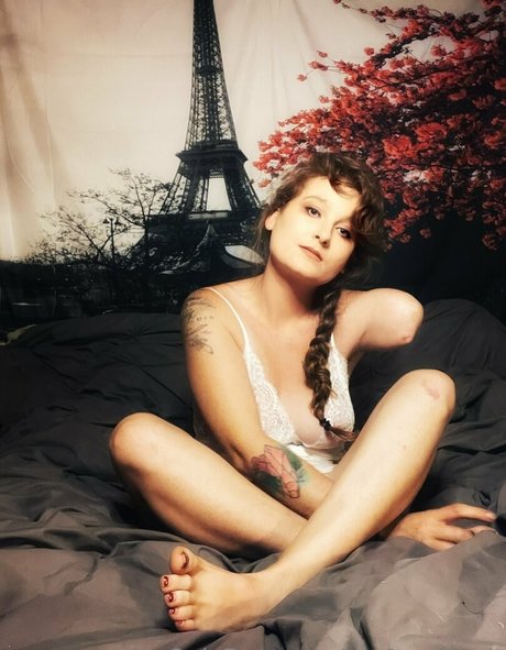 the1rmdbndt beautiful actress pic
