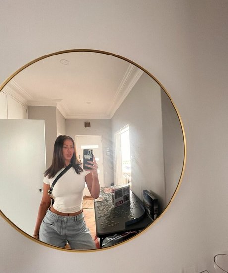 Emilia Dettorre model exclusive img