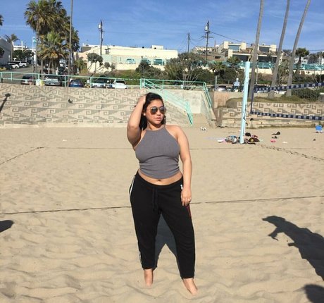 rijayy sexy pornstar photo