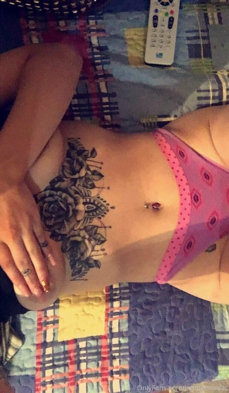iamdemoniac naked pornstar image