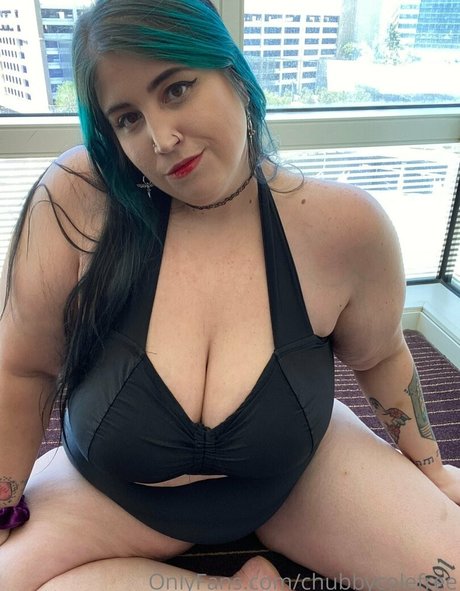 chubbycolefree model porn photo