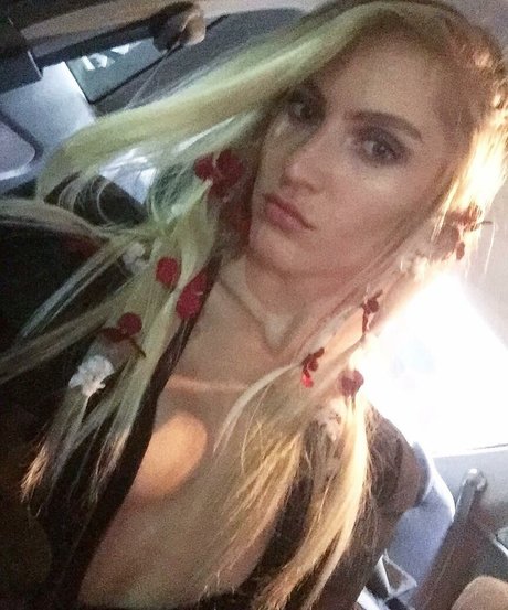 Quiet Sprite star naked photo