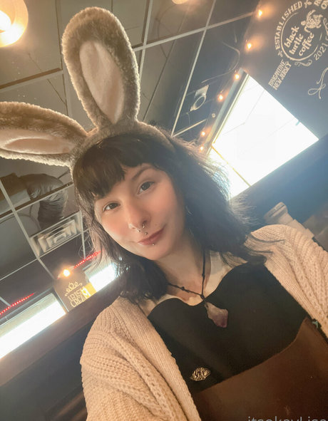 lisasayshello star exclusive pictures