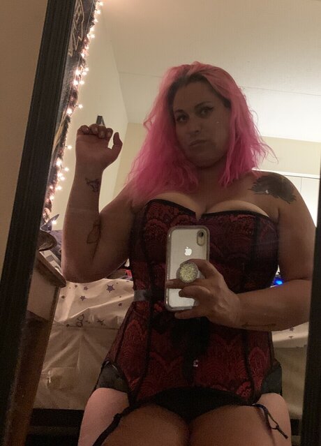 Curvynerd sex model pictures