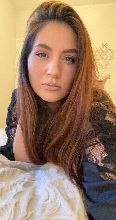 MissGracieRay pornstar adult galleries