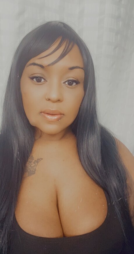 MzJae star exclusive picture