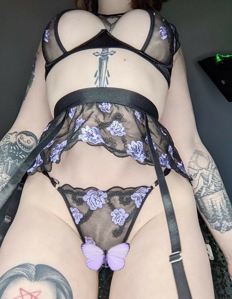 Pixxie rotten sexy star archive