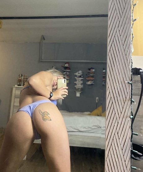 hanwbanz model nude photos