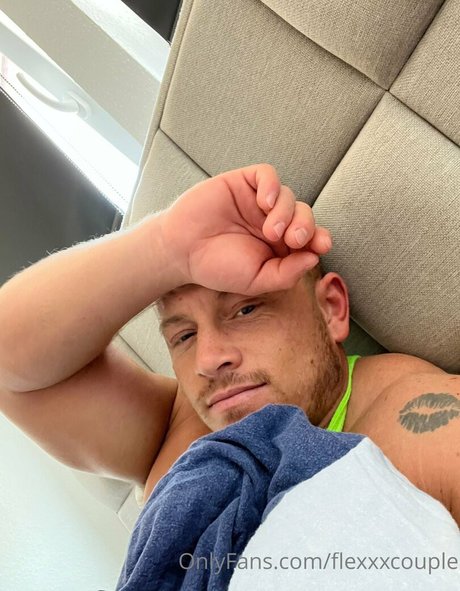 muscular onlyfans nude pictures