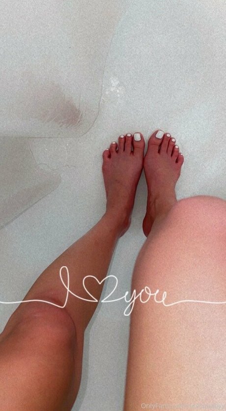 neesababyy art actress image