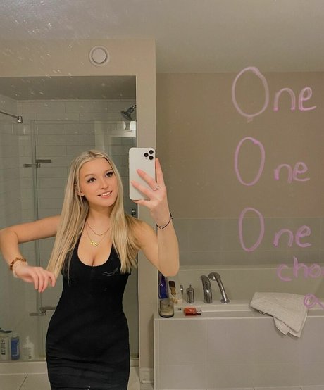 Emma Welyki nudes star galleries