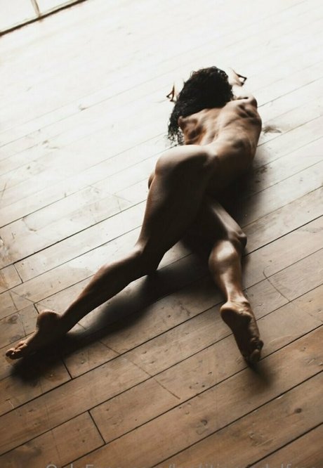 laetitiamodelfree porn star image