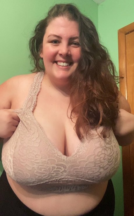 athoughtfulthot free model archive