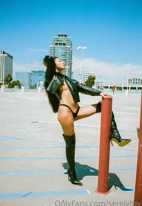 naked asian onlyfans porn photo