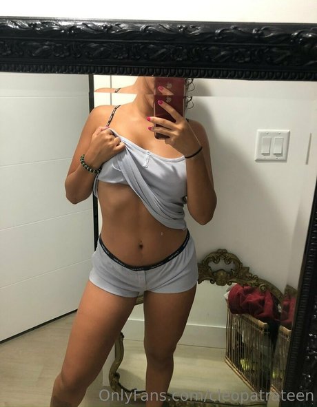 cleopatrateen xxx model images