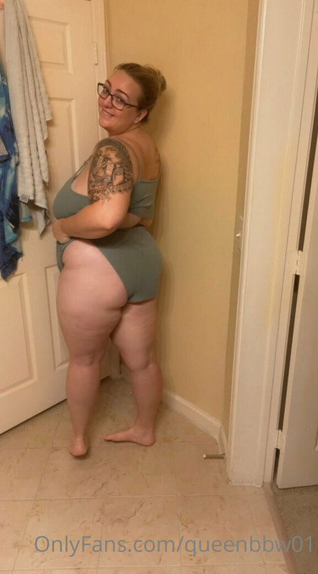 queenbbw01 star hot images