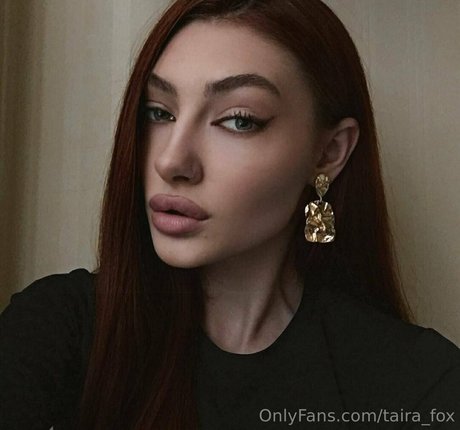 taira fox model hot photos