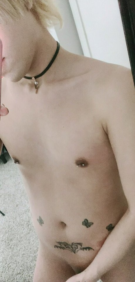 kitsuneanwi star naked gallery