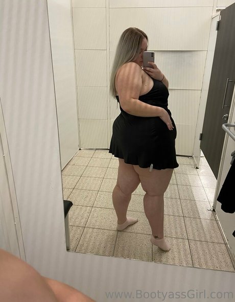 amateur asian onlyfans hot sexy pic