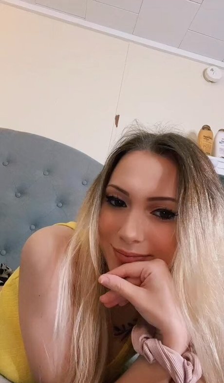 Little Momma pretty star galleries