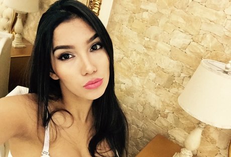 Abie Smith xxx actress gallery