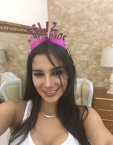 Abie Smith exclusive model photos