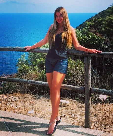 Anna Ilyasova model nudes image