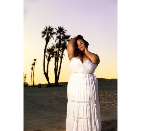 Nicole Denise Johansson nude thumbnail