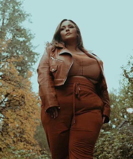 Nicole Denise Johansson naked star images