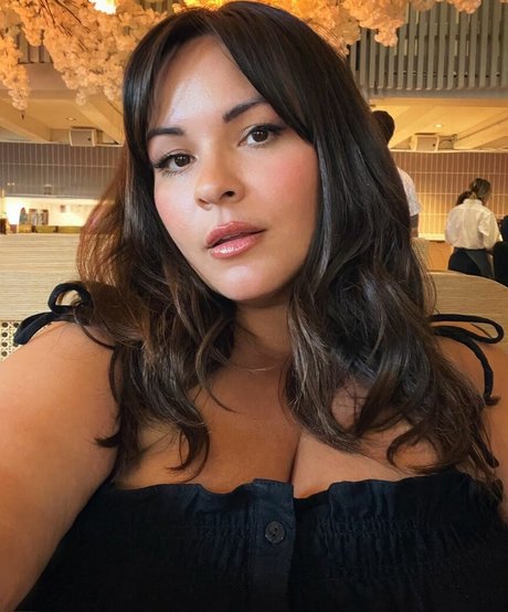 Nicole Denise Johansson hd star gallery