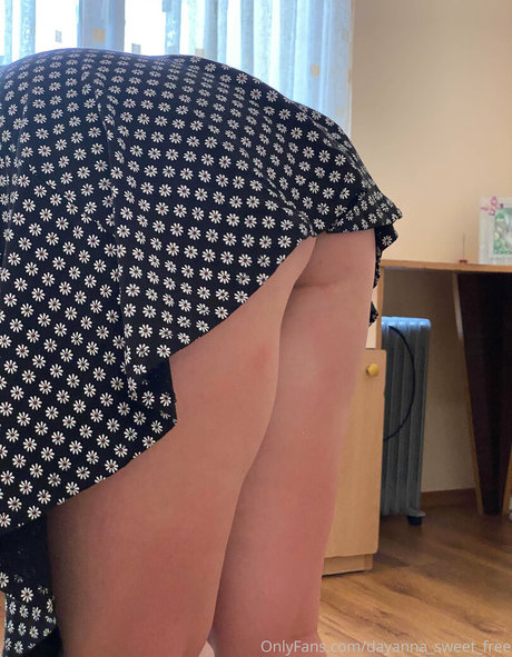 small pussy onlyfans exclusive pics