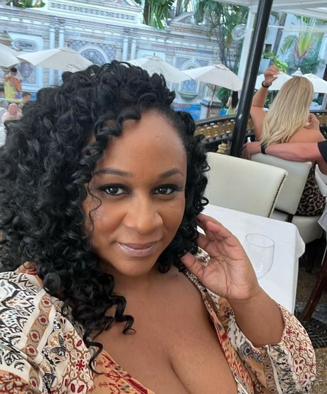 Faye Jackson star images
