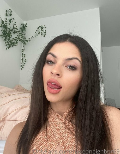 kendrathomas18 star beautiful img